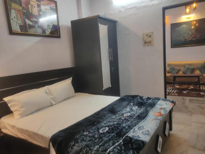 Apartment Green River Homestay 2bhk Fully Furnished Flat. *